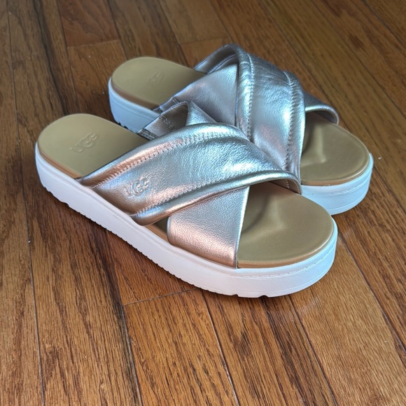 UGG Women's Zayne Crossband Sandal 6 - Picture 3 of 6